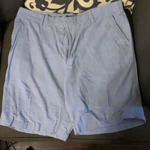 Van Heusin shorts. 40 waist